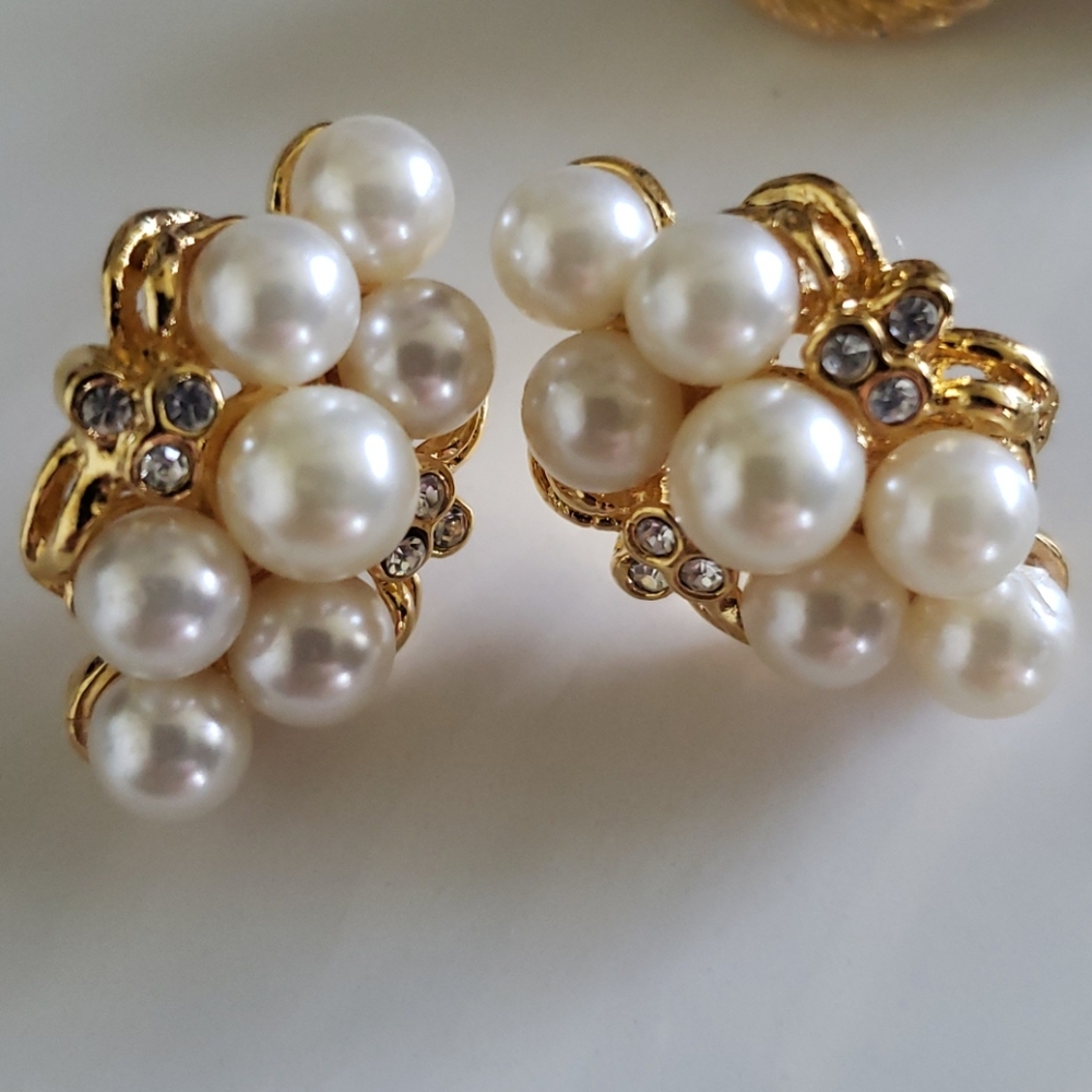 4 Earring - Picture 4 of 8